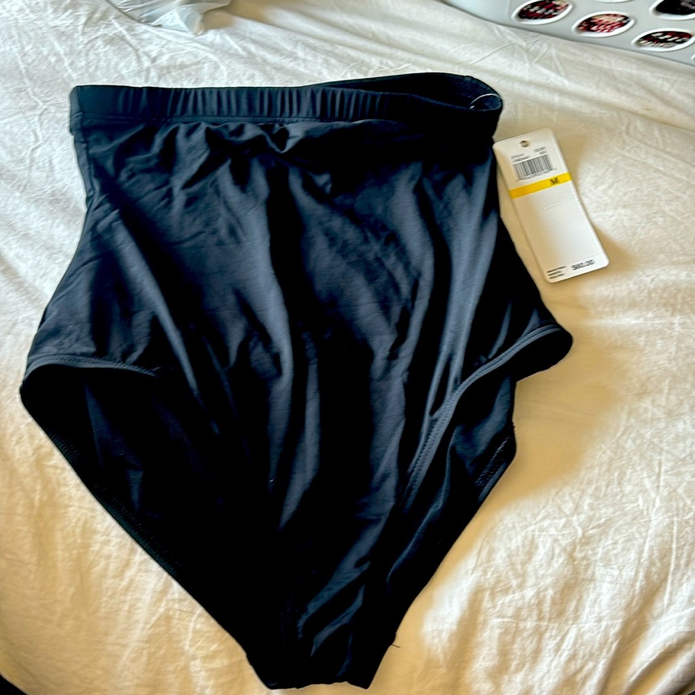 Anne Cole Shapewear size M
